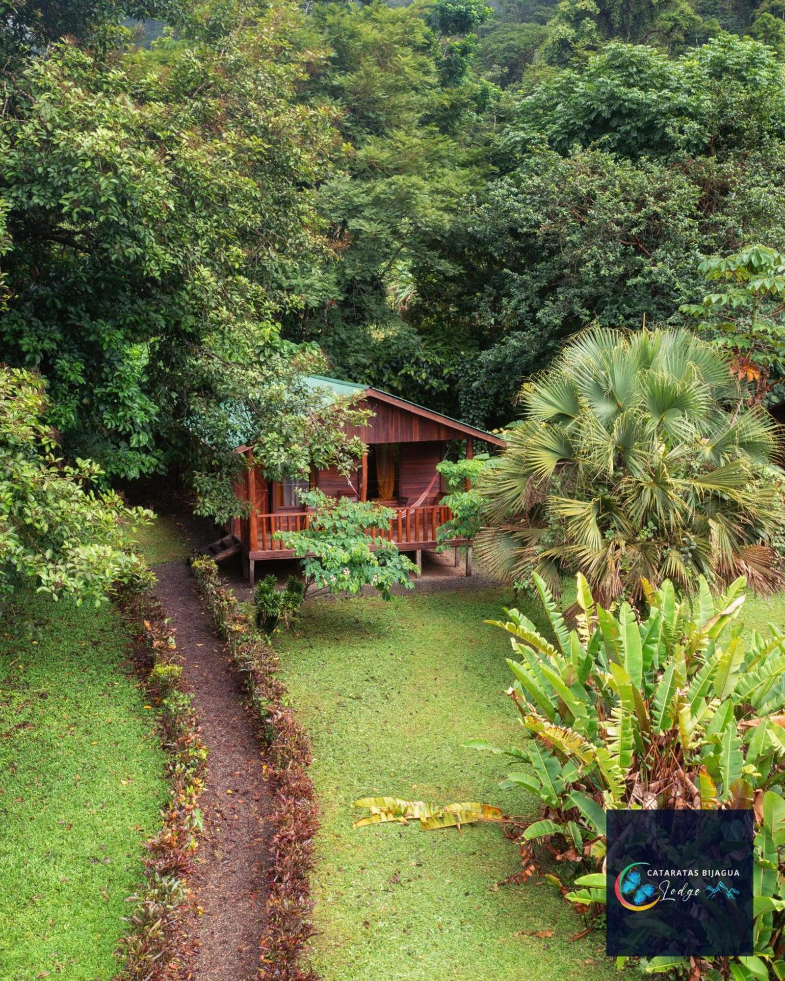 Cataratas Bijagua Lodge Bagian luar foto