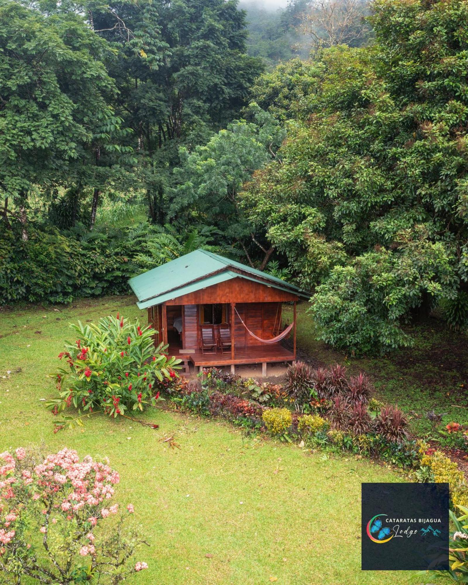 Cataratas Bijagua Lodge Bagian luar foto