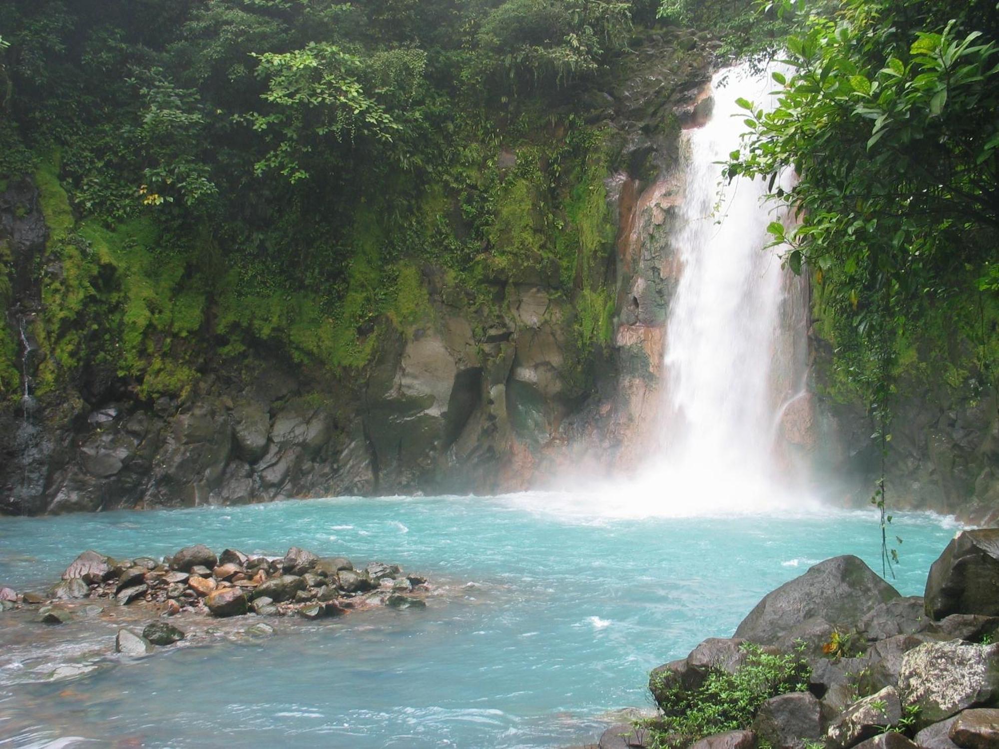 Cataratas Bijagua Lodge Bagian luar foto